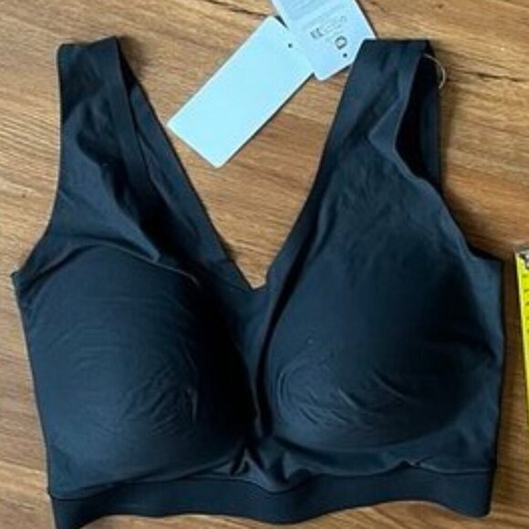NWT Chantelle SoftStretch Padded V-Neck Bra – Black XL MSRP: $62 | Style #: C16A - Picture 7 of 11